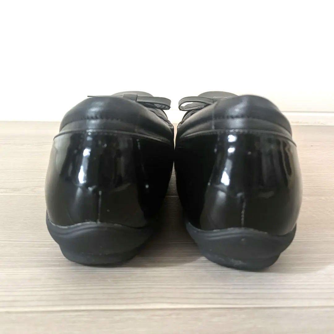 美品✨ペダラ エナメル フラットシューズ 24.0 2E リボン ブラック