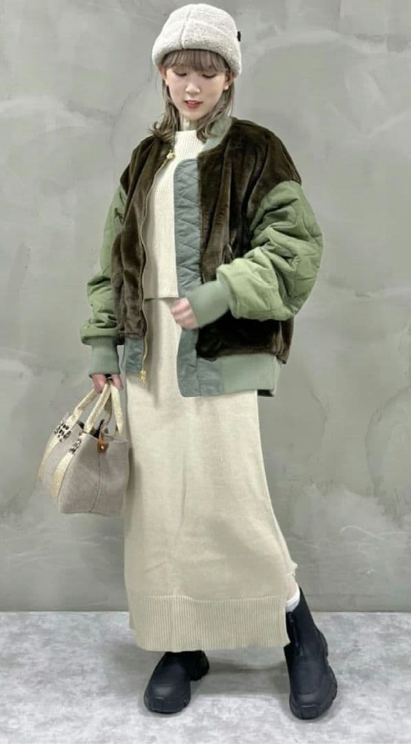 KHA:KI　カーキリバーシブル MA-1