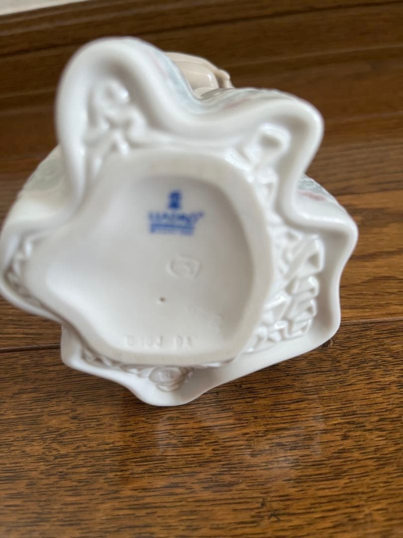 LLADRO リヤドロ Utopia さわやかな風