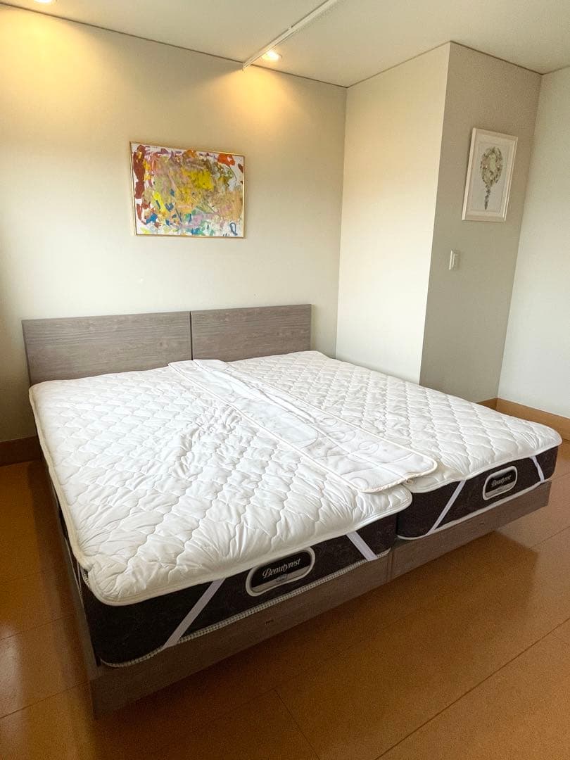 ①シモンズ　極美品　キングサイズベッド　マットレス　シングル2つセット①