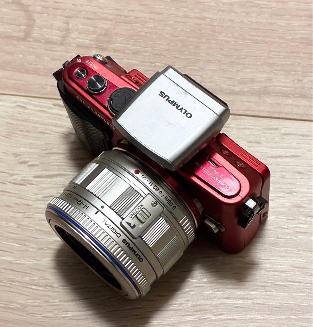 PEN E-PL6 ミラーレス一眼 レッド 標準レンズ・ストロボ付セット