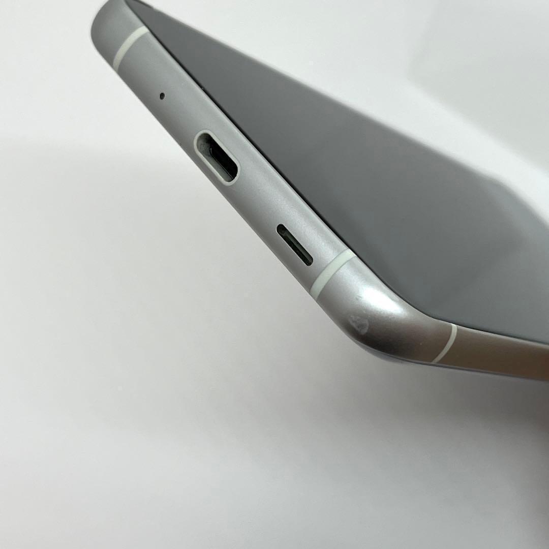 良品 arrows N F-51C docomo SIMフリー フォグホワイト❶