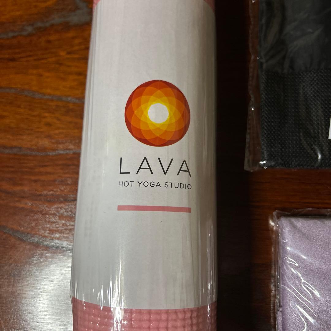 新品未使用　LAVA スカーラ　ヨガマット　マットケース　ラグ　3点　メルカリ便