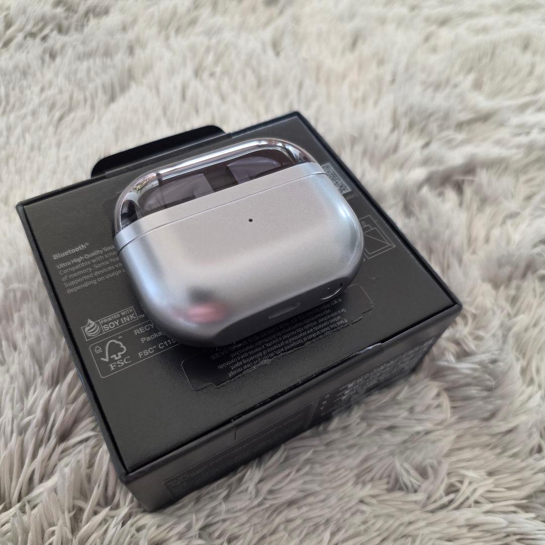 新品同様 Samsung Galaxy Buds3 Pro イヤホン ケース付き