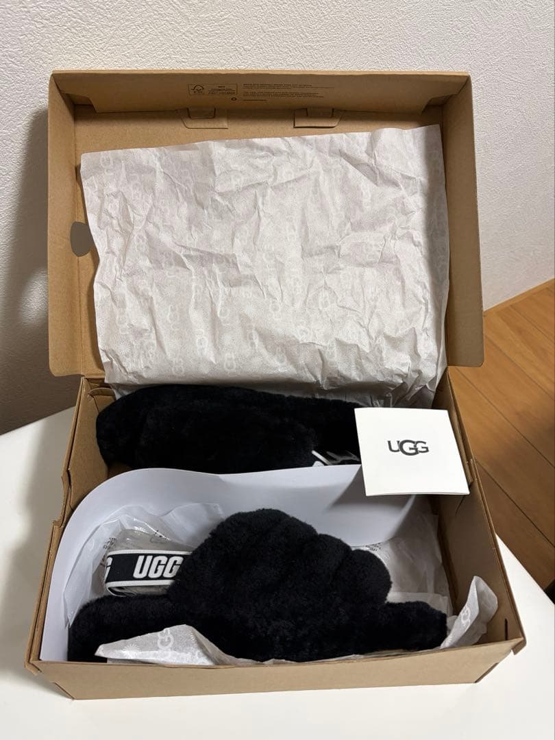 【未使用】 UGG アグ ファー サンダル 黒 25cm