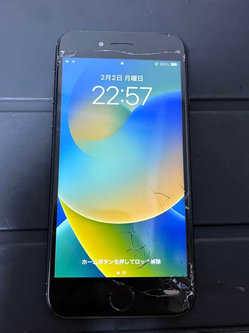 iPhone SE 第2世代 64GB SIMフリー ジャンク品