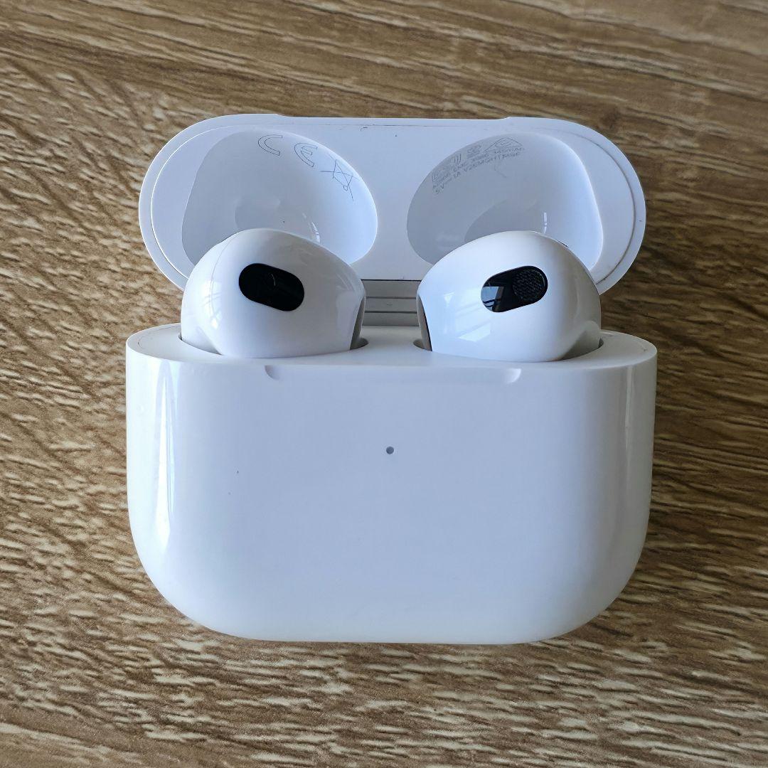 AirPods 第3世代 Apple正規品 MME73J/A