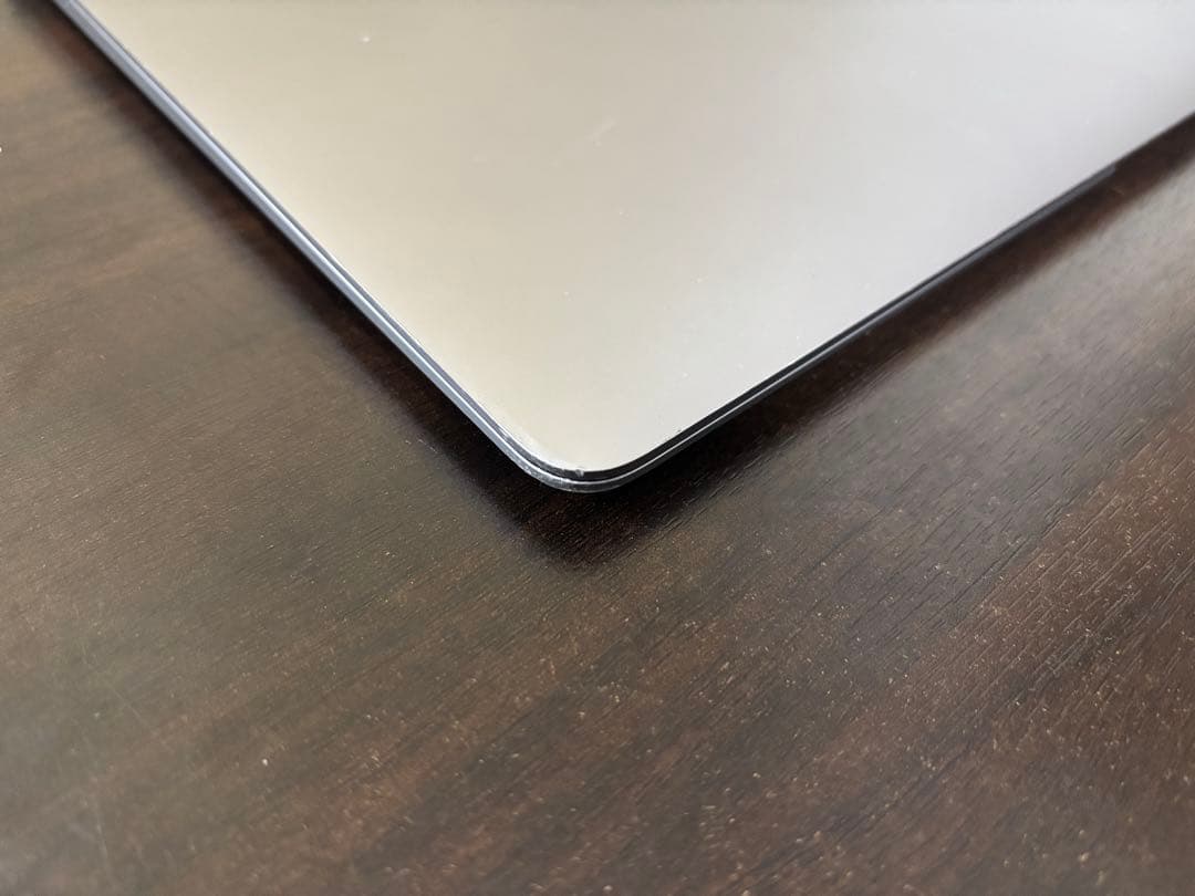 MacBook Air 2020 13インチ 8GB/256GB