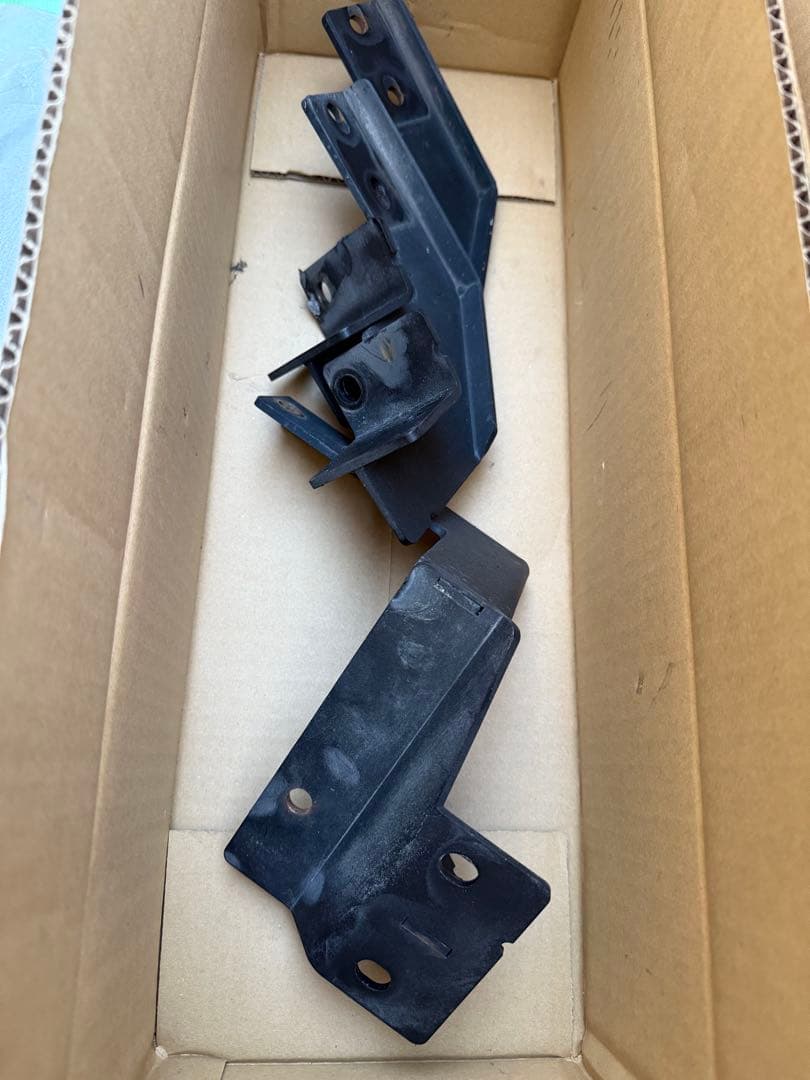 P38 デリカD:5 JAOS ジャオス　サイドステップ（運転席側）