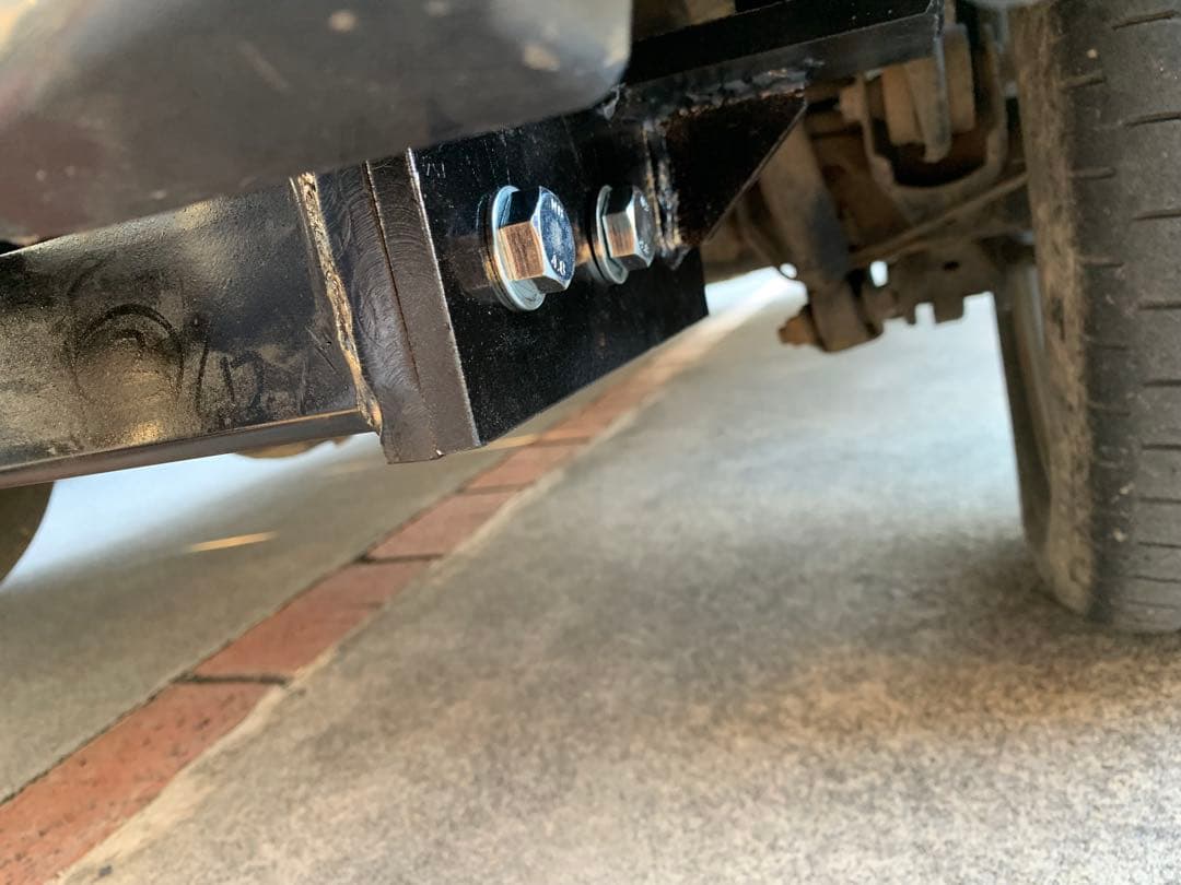 ⭐︎送料込⭐︎64エブリィワゴン、ヒッチメンバー、17にも取付可能