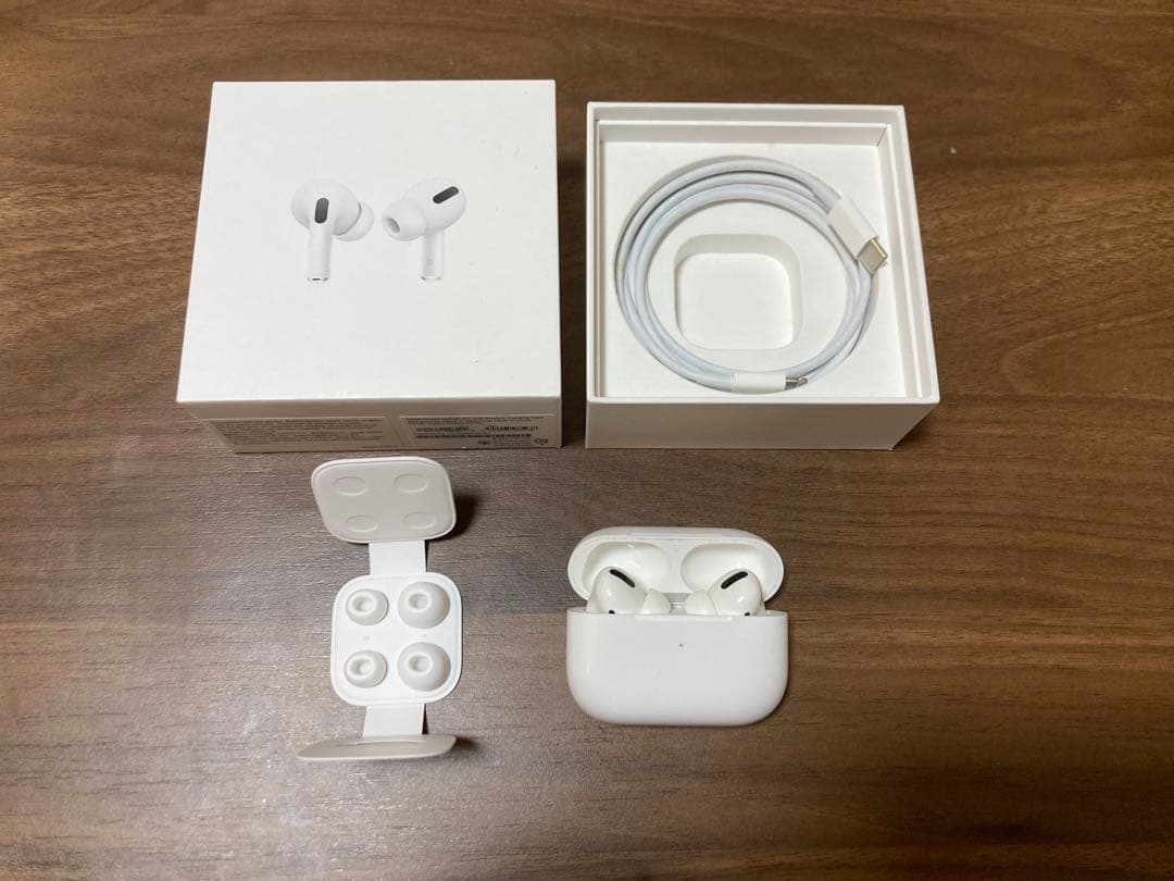 【動作確認済】Airpods pro (付属品付)