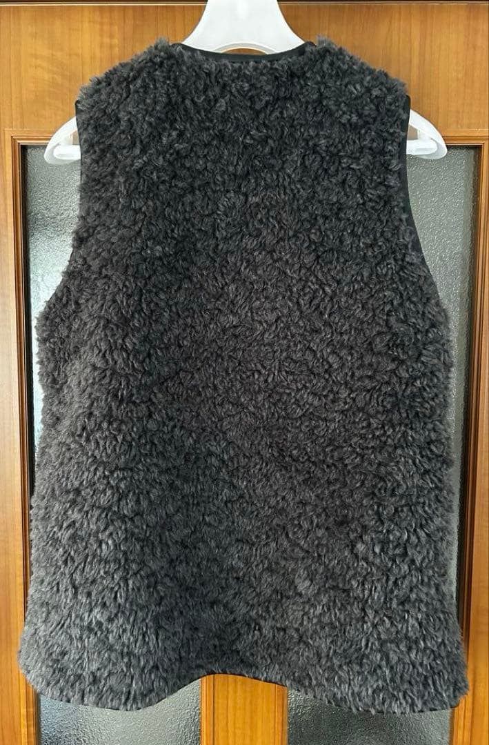 ジャーナルスタンダードレリューム　シープフェイクファージップベスト　グレー