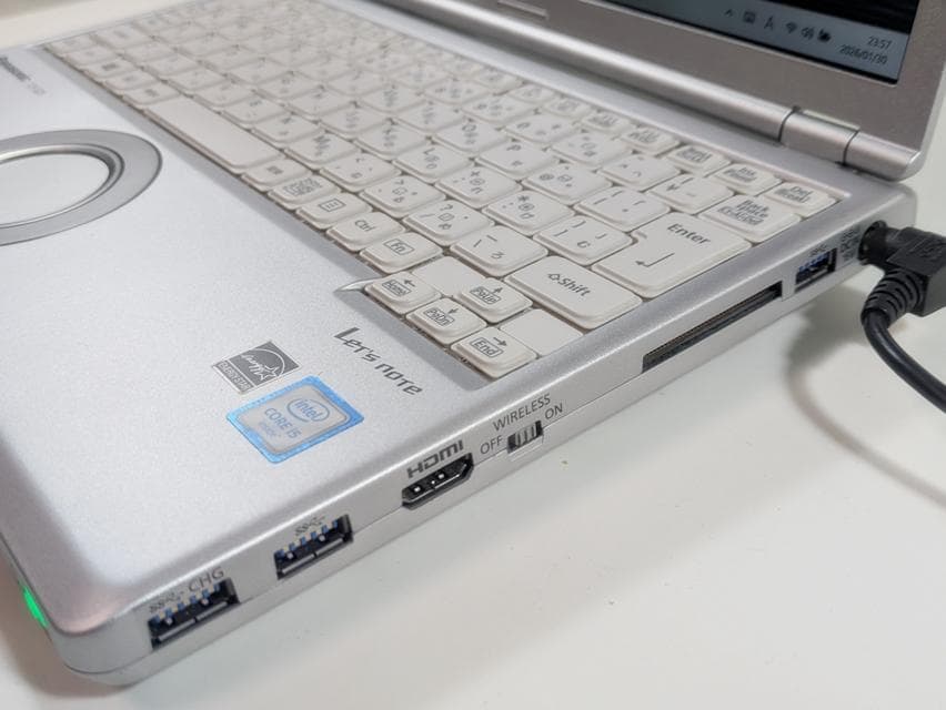 【美品】Win11✨WUXGA✨i5✨SSD240GB✨軽量✨小型ノートパソコン