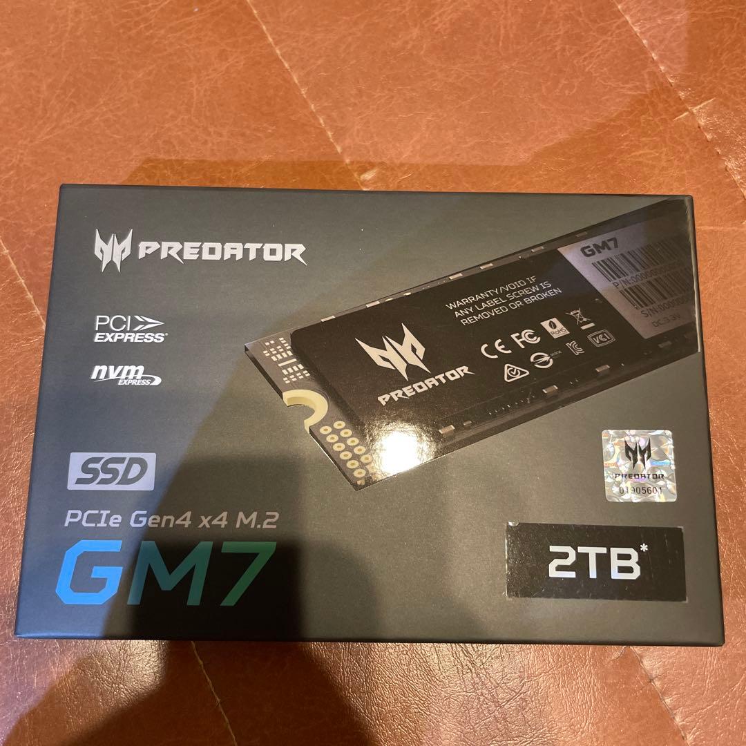 内蔵型SSD PREDATOR GM7 2TB SSD PCIe Gen4 M.2