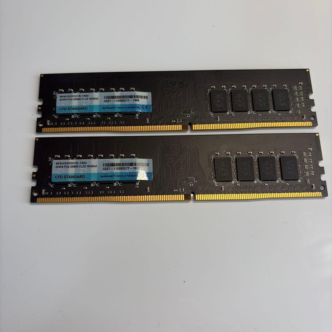 メモリー CFD DDR4-3200 16GB x 2