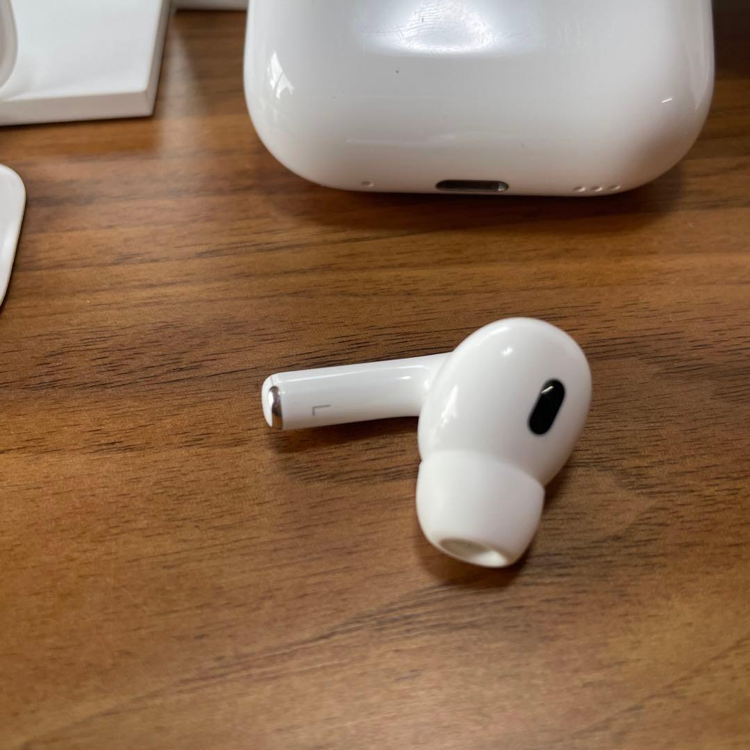AirPods pro (第2世代) 左のみ　充電ケース付き ホワイト　箱あり