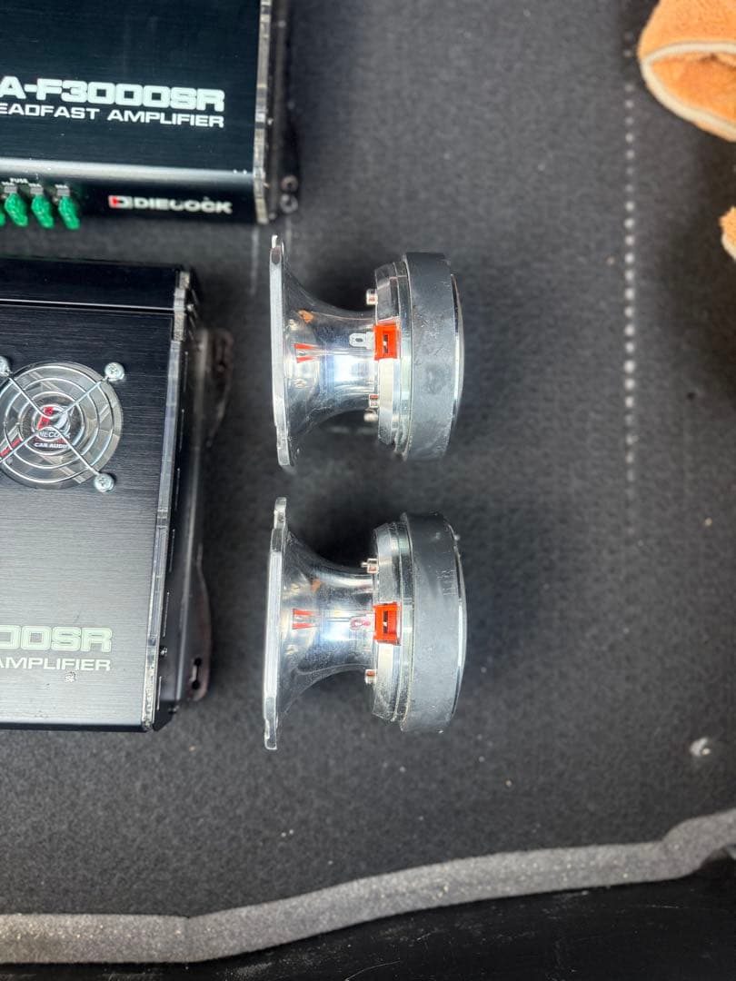 4インチ スーパーツイーター2発