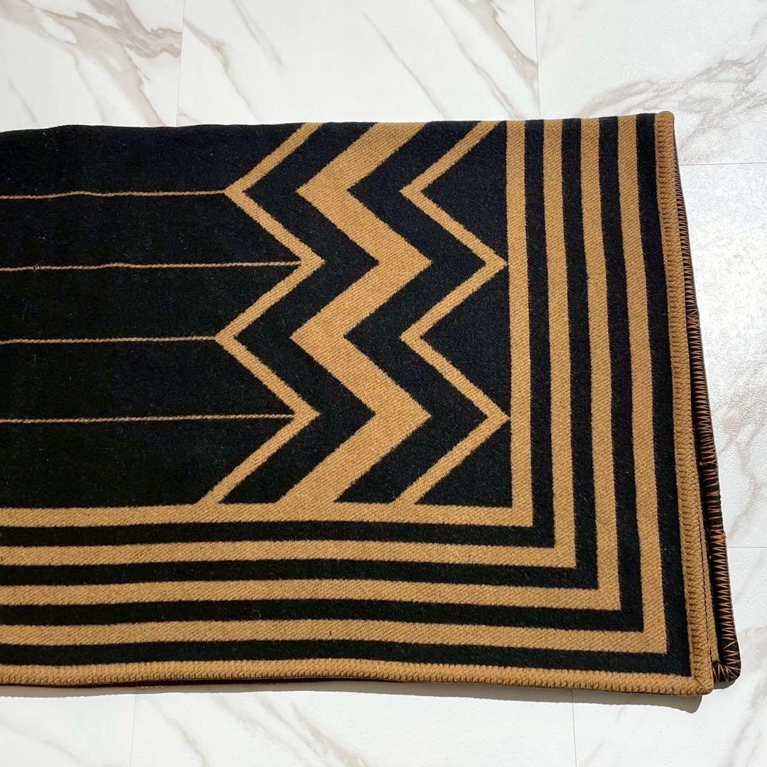 シャンシャン様　ルイヴィトン　ブランケット　プレッドカラコラム　モノグラム