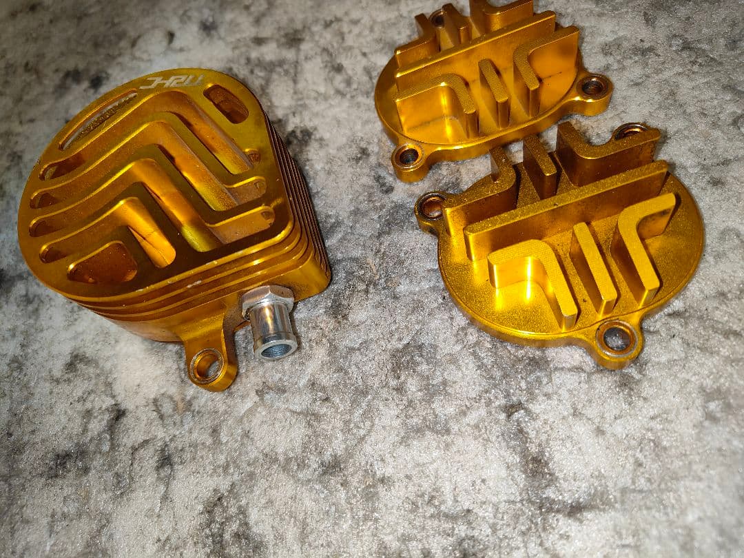 国内台湾全年式シグナスX対応 TRHC製タペットとカムカバーセット