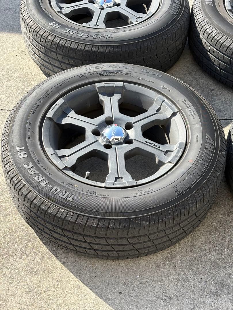 最終価格MKW MK-36 215/70R16 バリ山 デリカD5