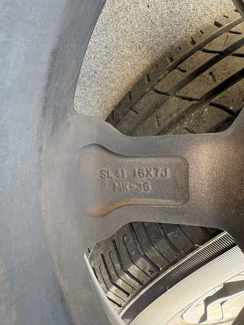 最終価格MKW MK-36 215/70R16 バリ山 デリカD5