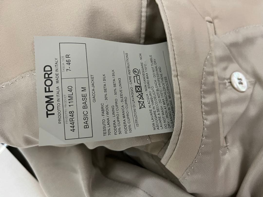 TOM FORD ベージュ スーツ 7-46 R