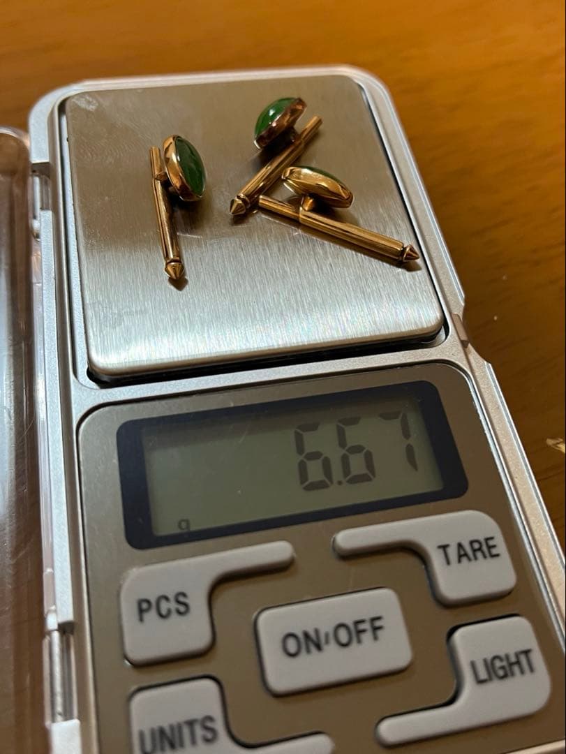 14金 カフスボタン 翡翠(?) 値下げ可能