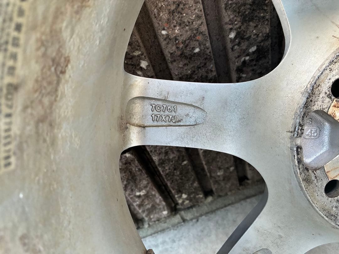 ブリザックタイヤ 17インチ アルミホイールセット