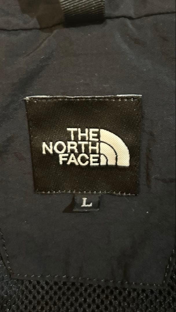 ノースフェイス　ハイドレナウィンドジャケット　ブラック