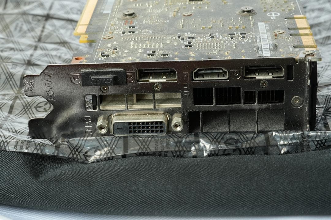 NVIDIA GeForce GTX 1070 8GB グラフィックボード