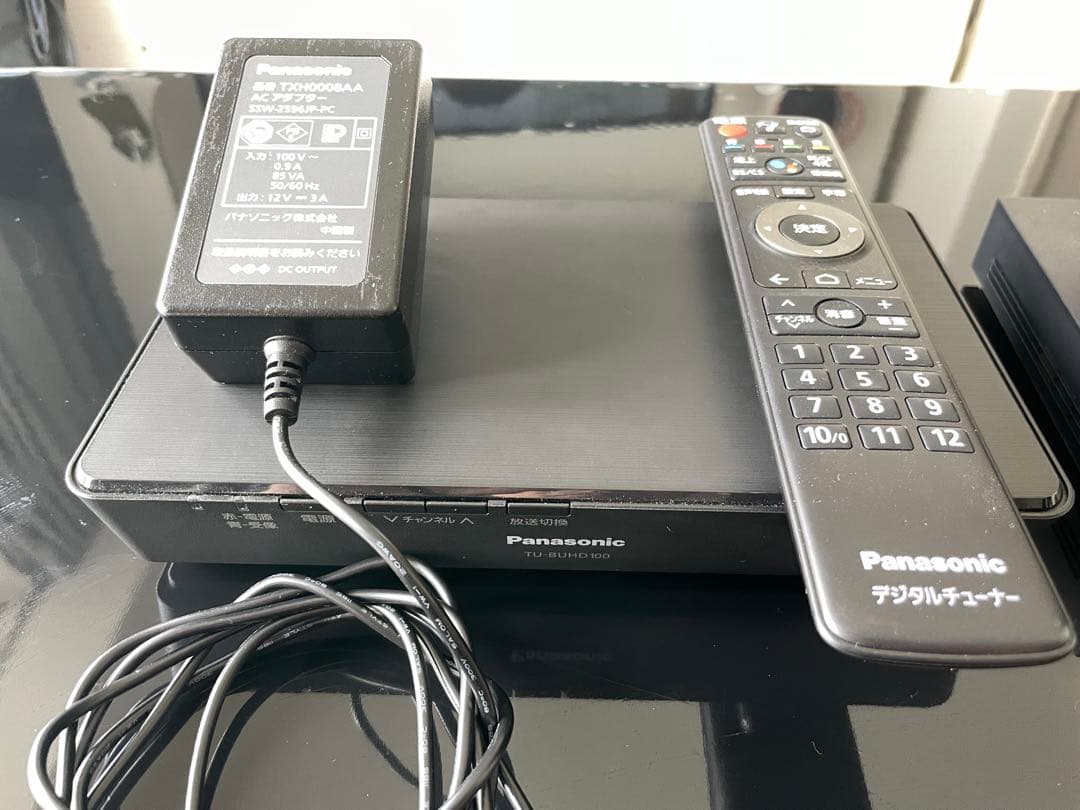 PanasonicとSHARPチューナー、ケーブル付