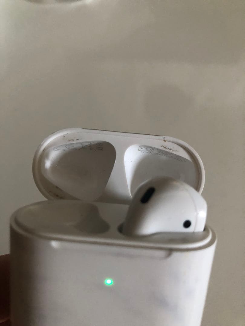 Apple AirPods A1938 EMC3185 アップル純正製品