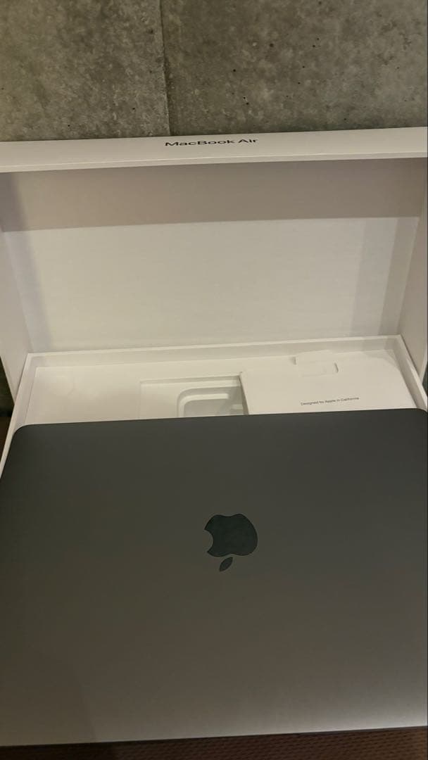 MacBook Air 2020年M1/256GB 8Gスペースグレー 本体
