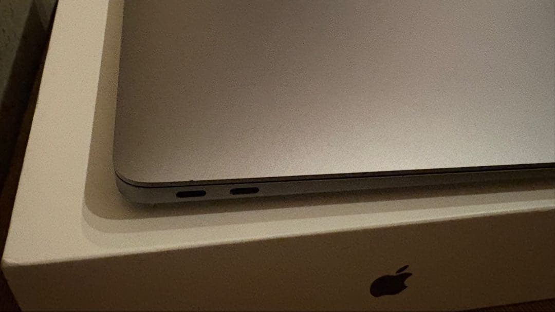 MacBook Air 2020年M1/256GB 8Gスペースグレー 本体