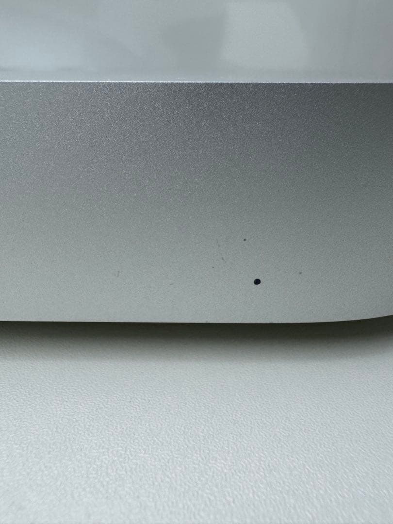 【美品】アップル　Mac mini M2（2023年モデル）