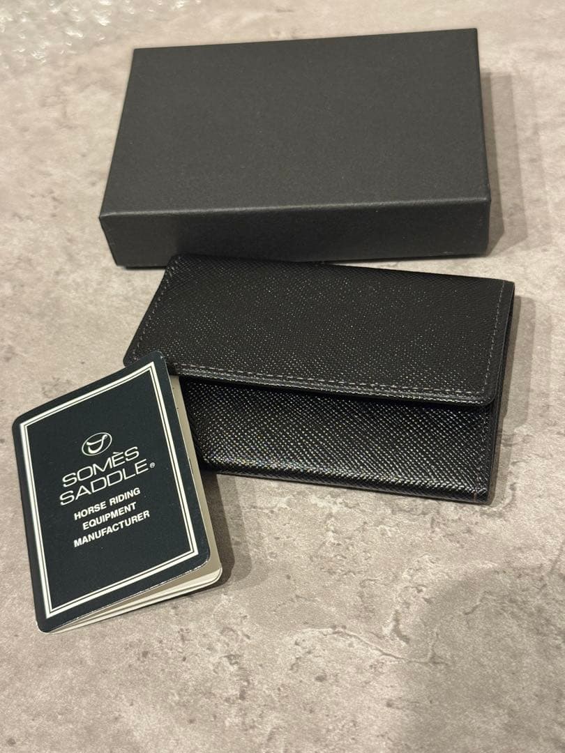 SOMES SADDLE ブラック名刺入れ