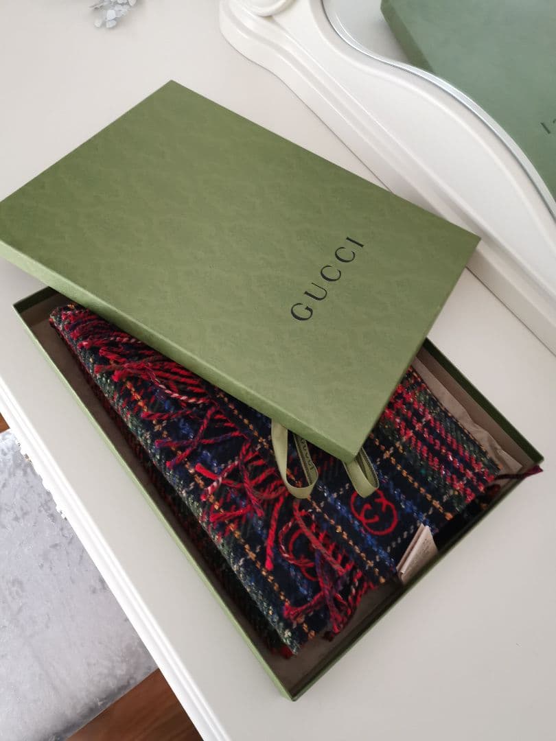 横浜SOGOで購入して、1回だけ使って大事に保管してます。