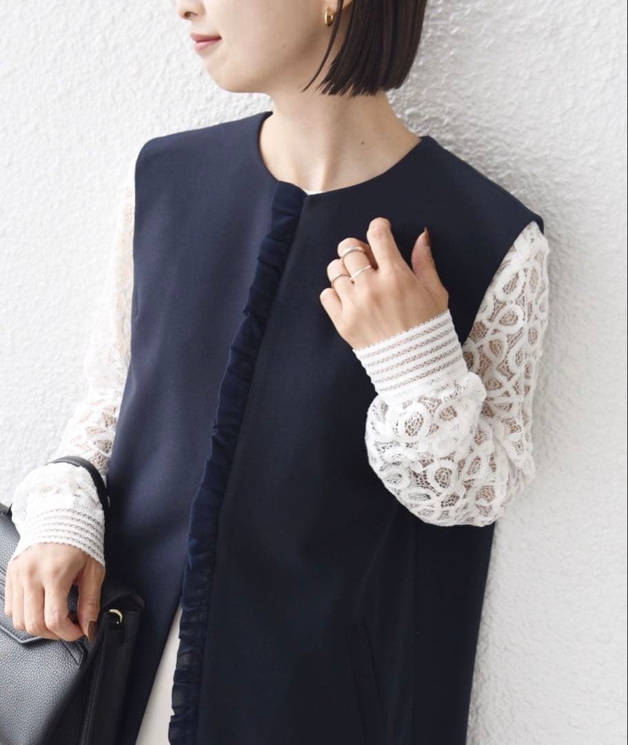 今季新作ジレ　試着のみ　2.3万