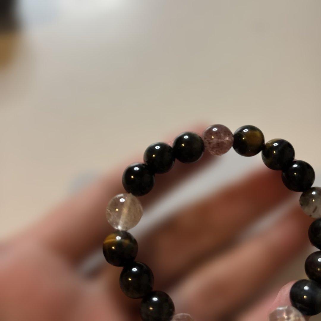 ゼブラタイガーアイたんと水晶、ストロベリークオーツなど！ドガーンとくる！