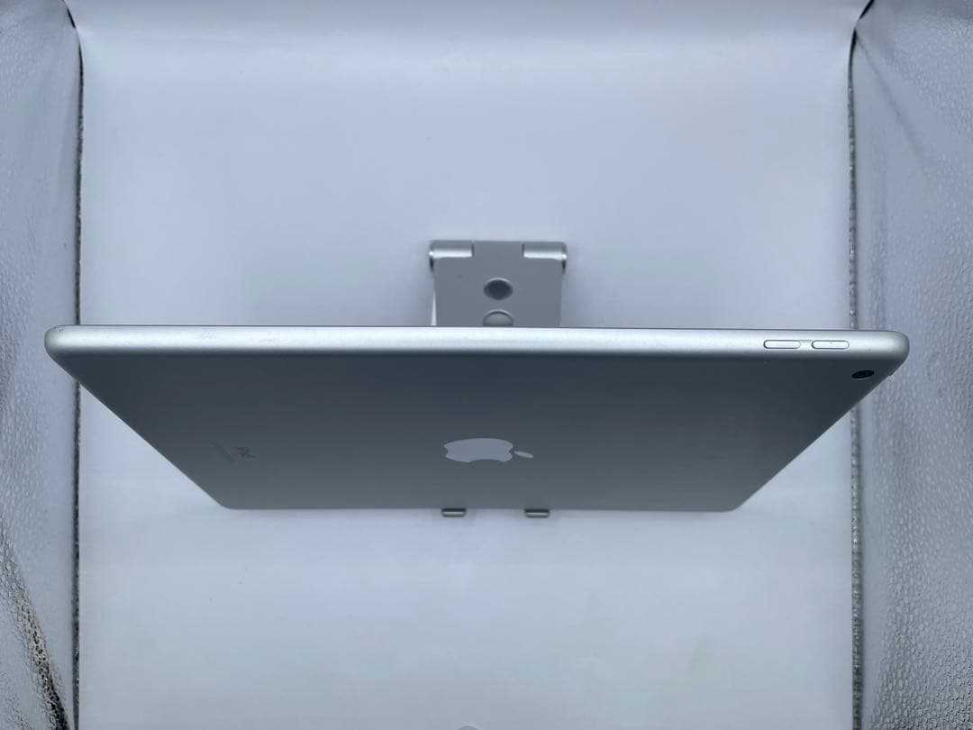 iPad 7世代 32GB バッテリー94%