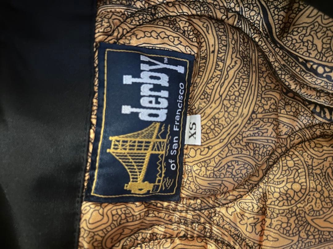 ダービーオブサンフランシスコ ブラック ダービーベスト ゴールド裏地