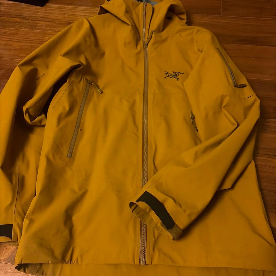 【そこそこ美品】アークテリクス　スノーボードウェア