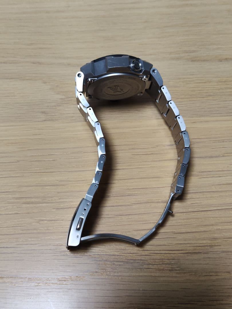 時計 CASIO MRG-B1000D-1AJR