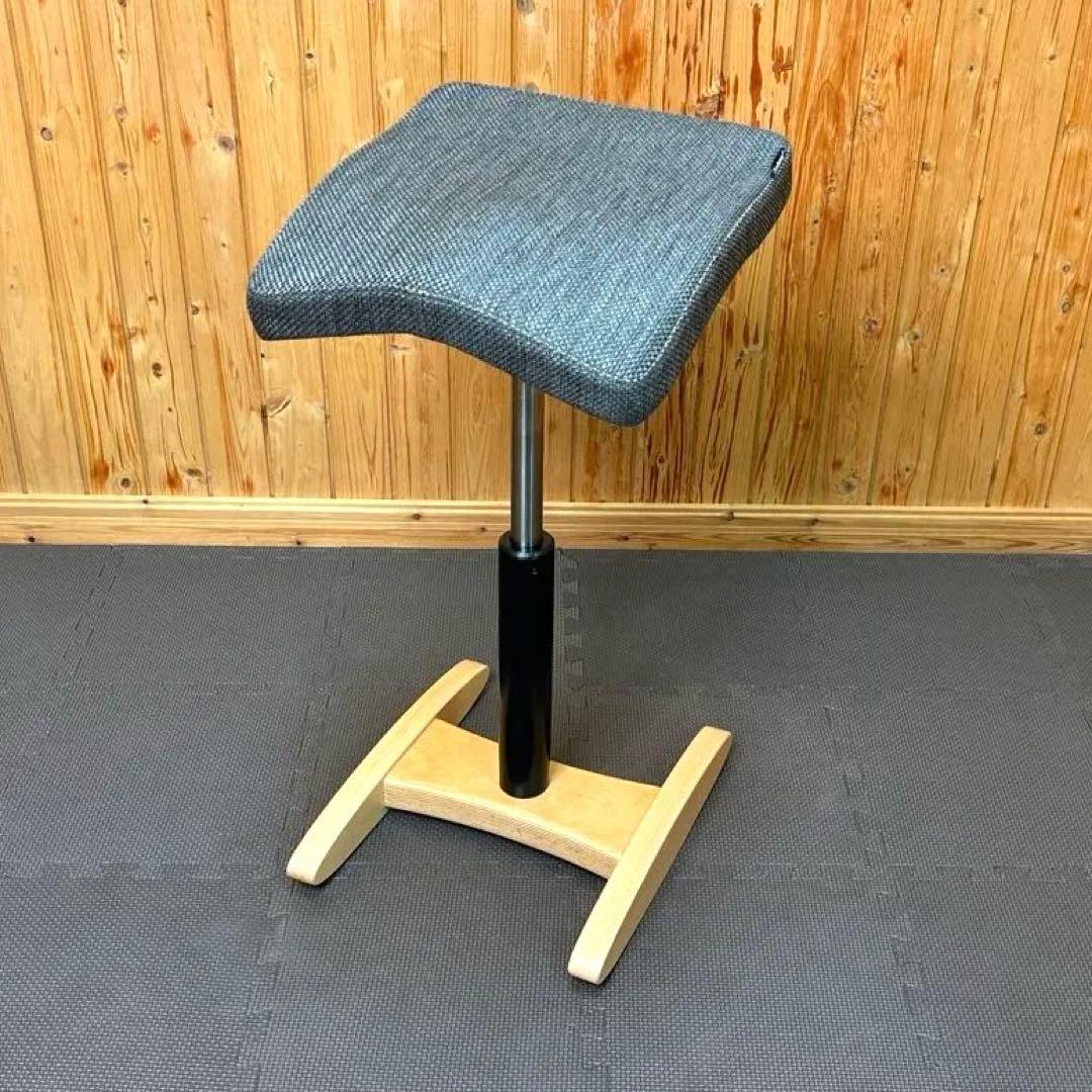 美品 バランスシナジー スクエアシート グレー 織柄 オートリターン