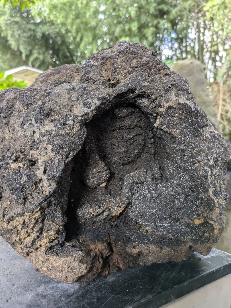 熔岩石仏、不動明王、熔岩不動明王、倉田辰彦作