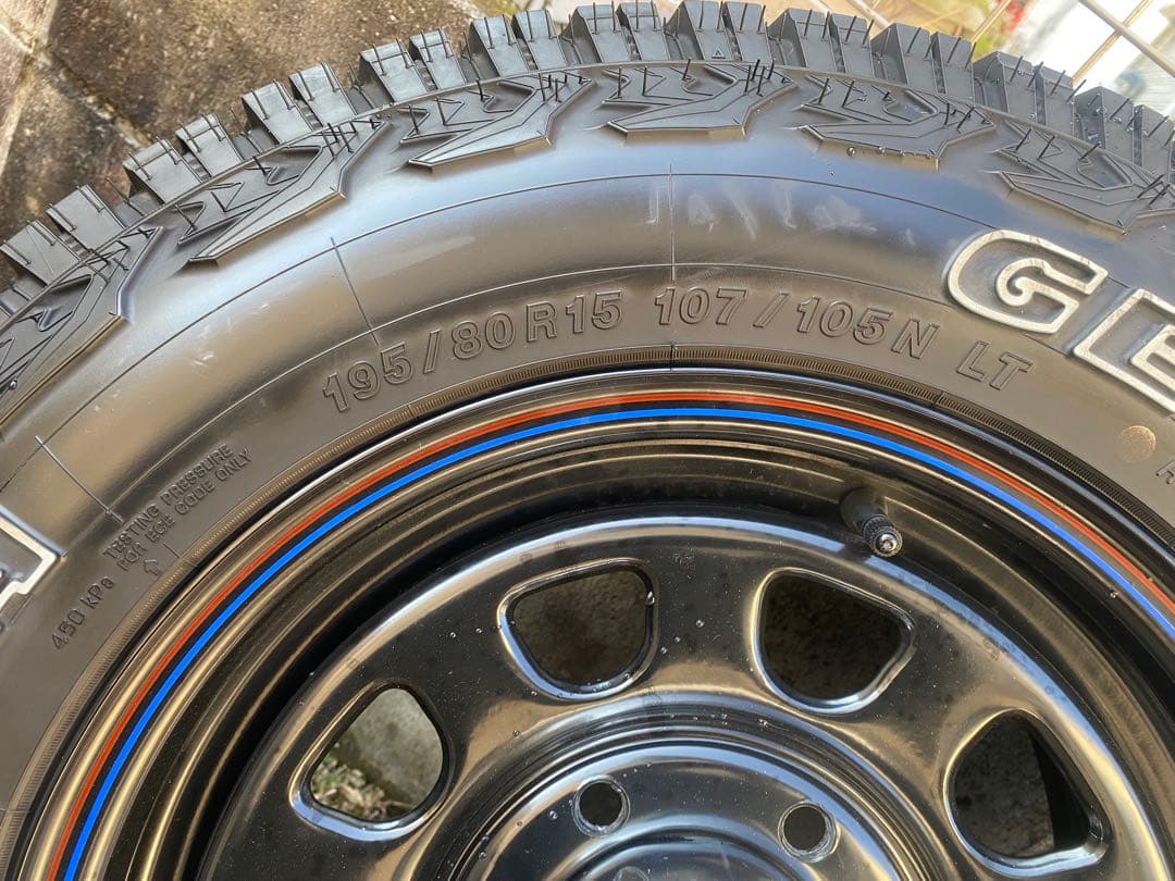 ハイエースDAYTONA15インチYokohamaGeolandar X-AT