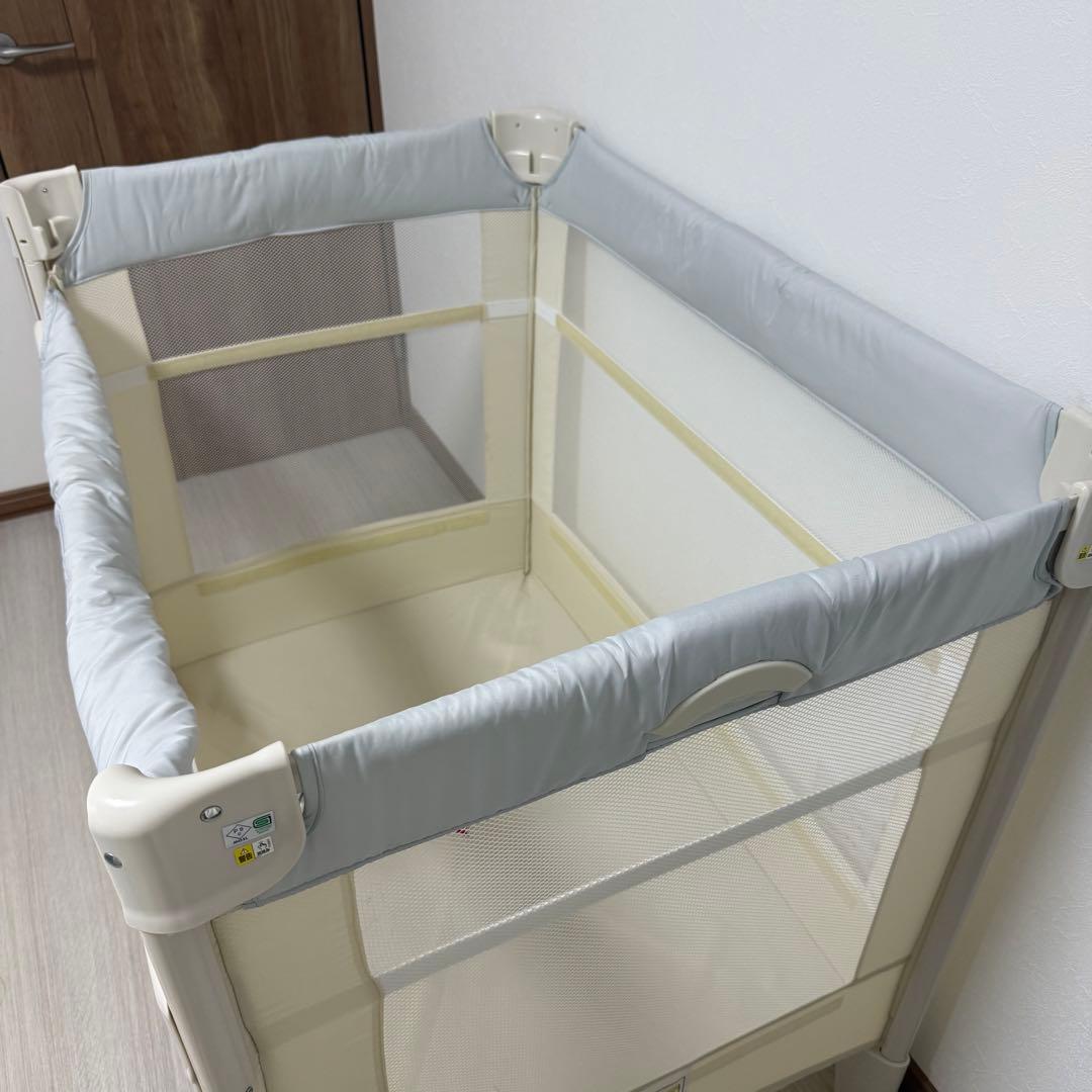 お値下げ！【美品】アップリカ　ココネルエアー ホワイトグレー