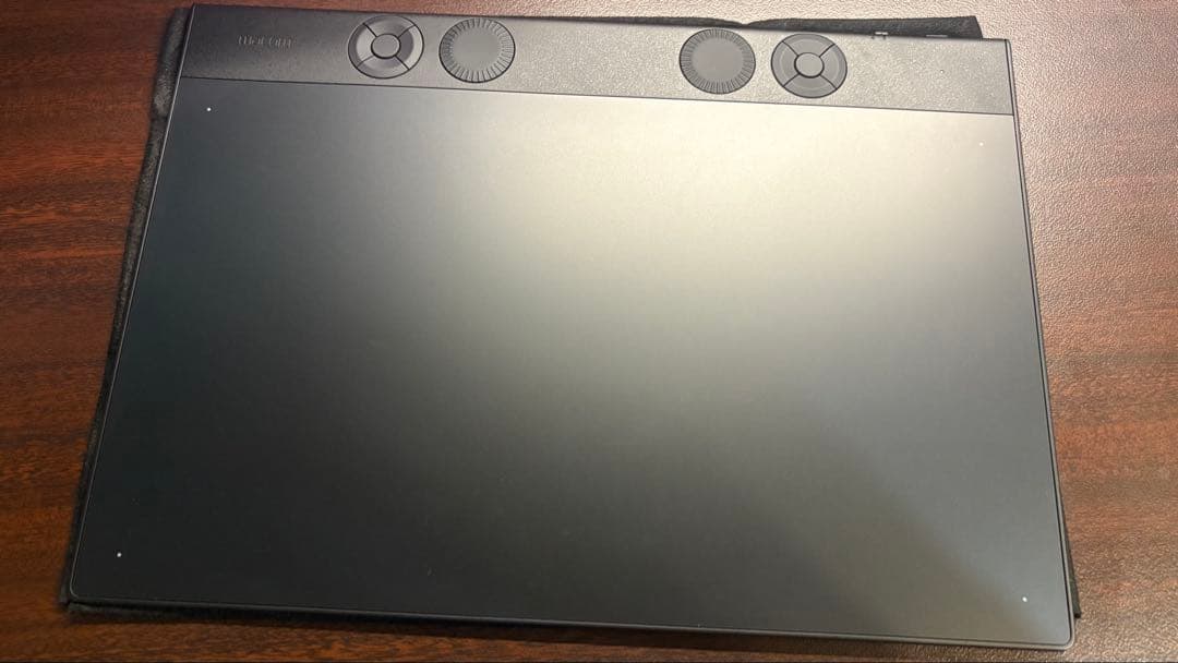 「DABICHI」Wacom Intuos pro 2025 板タブレット