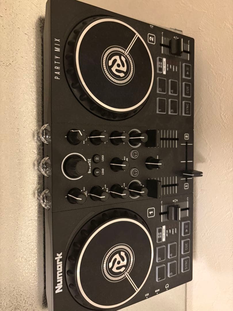 Numark PARTY MIX DJコントローラー 最新機種！！動作確認済み！