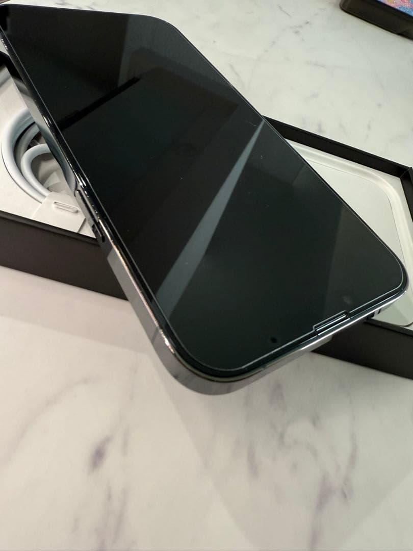 値下げしました‼︎iPhone13ProMax 512GB SIMフリー版ケース付